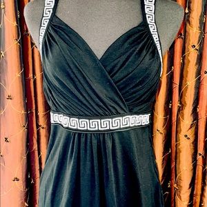 White House | Black Market Signature Knits Sleeveless Black & White Top Sz M